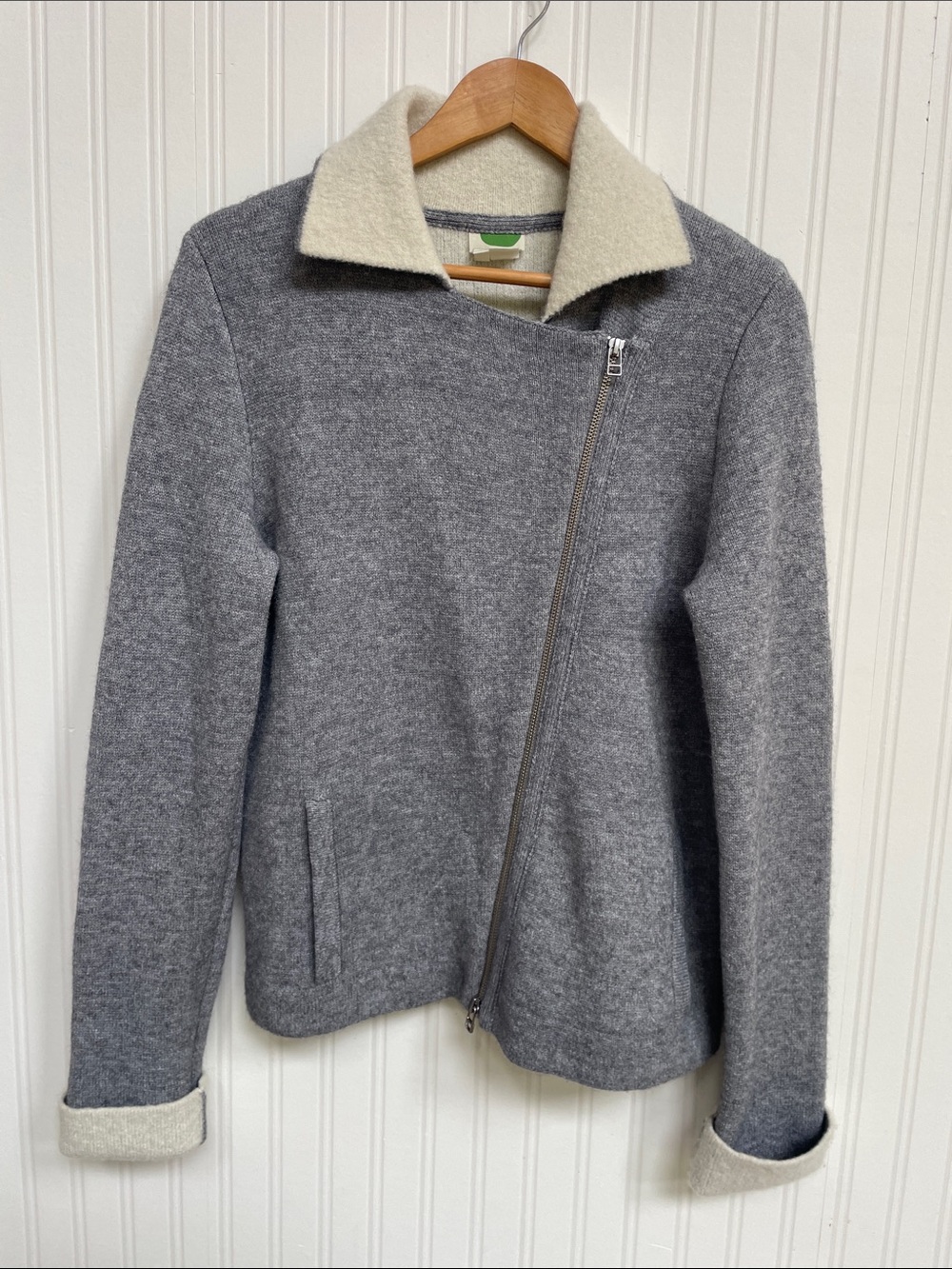 Anthropologie Gray Wool Moto Sweater Jacket Small Asymmetrical Zip Ivory Collar